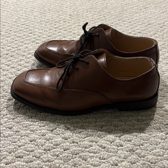 Johnston & Murphy Brown Leather Oxfords - Picture 2 of 4